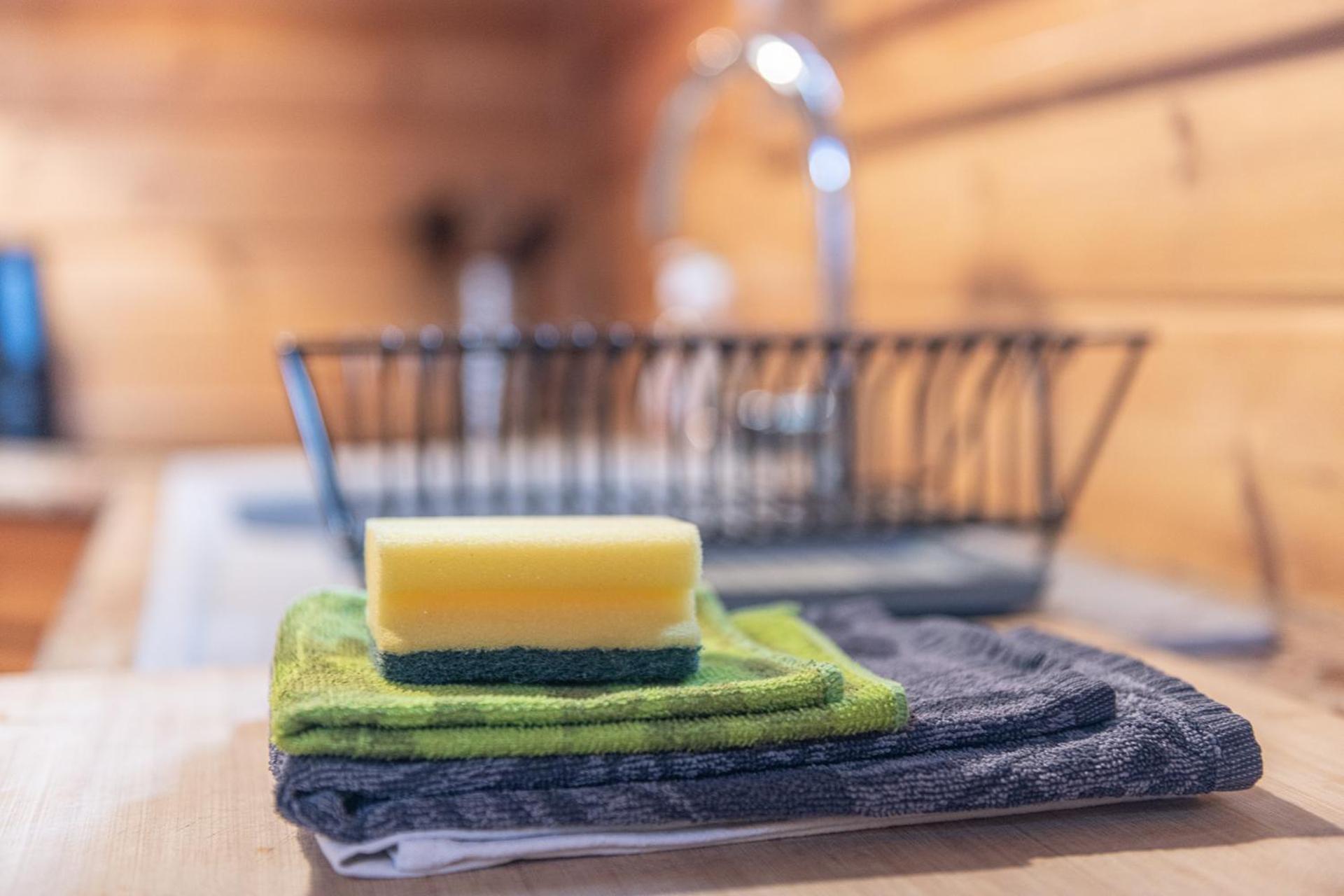 Le Ménil Chalet La Calougeotte, Jardin, Spa Et Sauna Prives מראה חיצוני תמונה